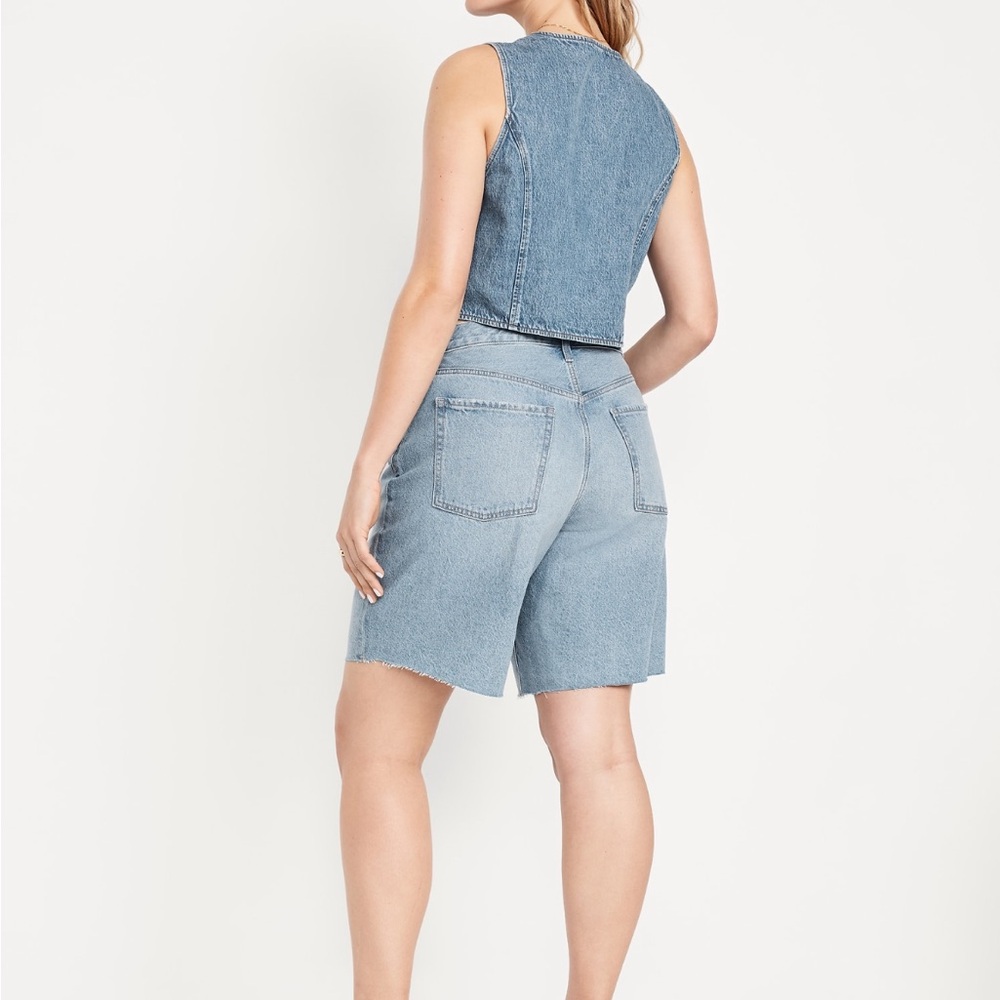 Old Navy Baggy light wash size: 10 denim